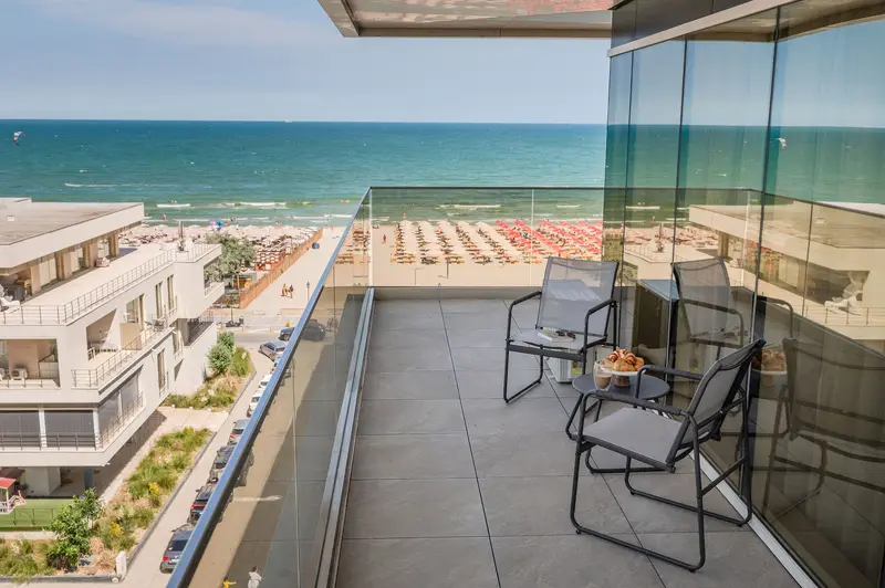 AC-828-Ghost Collection (145 SQM 2BD Sea View Premium) – 2