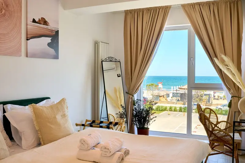 Seaside Serenity Apartment in Infinity Beach Resort - parking – 2