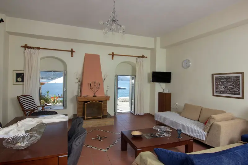 Aqua Vista Πελοπόννησος - Πέτρινο Σπίτι Μπροστά στη Θάλασσα στον Άγιο Νικόλαο – 7