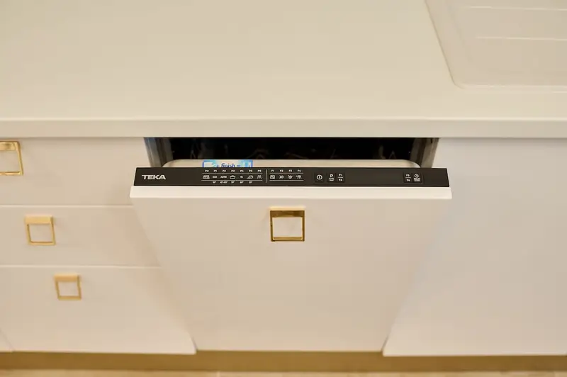 MG Brothers Apartment in Infinity Beach Resort – 16