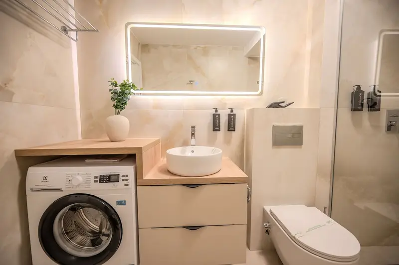 AC-604-Silver Shadow Collection (89 SQM 1BD City View) – 8