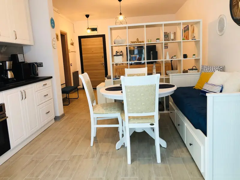 Baby Sea View and Pools Apart -Mamaia Beach Resort – 7