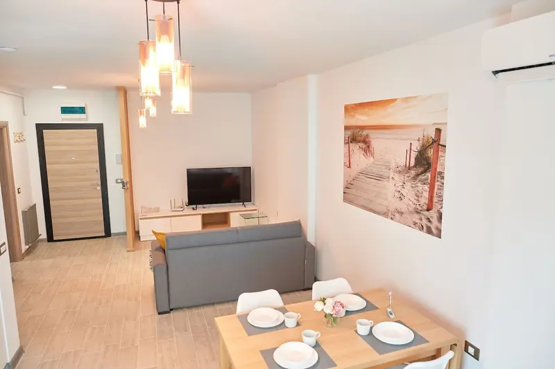 Opal Luxury Apartment 109 Spa n Pool Beach resort – 7