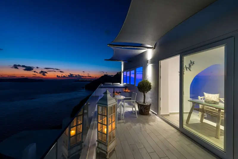 Aqua Vista Σαντορίνη - Υπόσκαφη Σουίτα με Ιδιωτική Εσωτερική Πισίνα κοντά στα Φηρά – 5