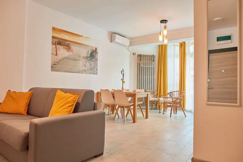 Opal Luxury Apartment 110 Spa n Pool Beach resort – 32