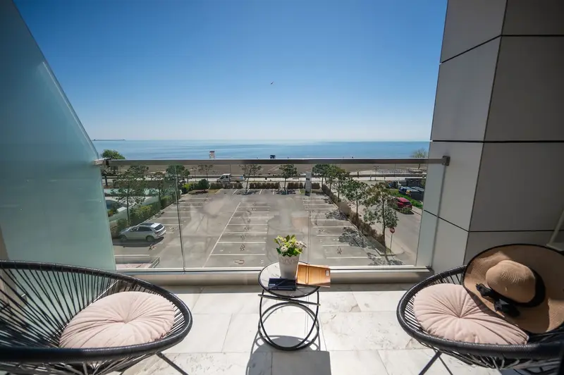 Amazing Sea View Apartment in Infinity pools n spa – 19