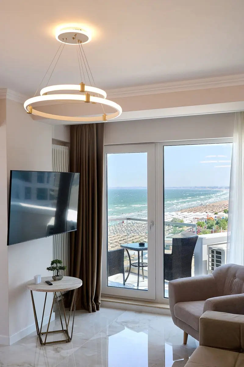 Beach Bliss Apartment in Infinity Beach Resort parking – 11