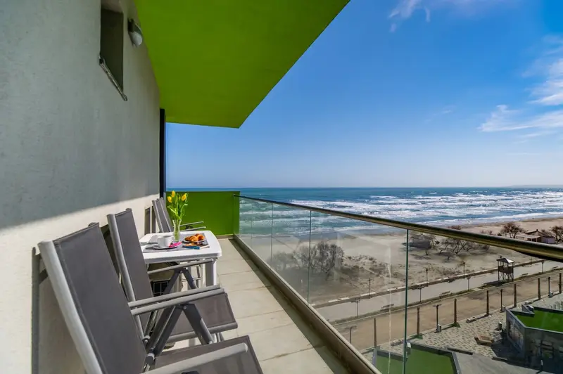 Mamaia Vice SeaView 2 bedroom Spa n Pool Beach resort – 13