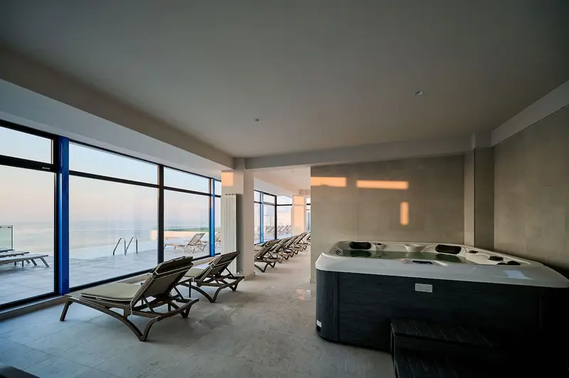 Sealand Apartment Infinity Pool Spa Resort-parking – 16