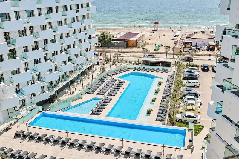 Nikola Apartment in Infinity Beach Resort -parking – 7