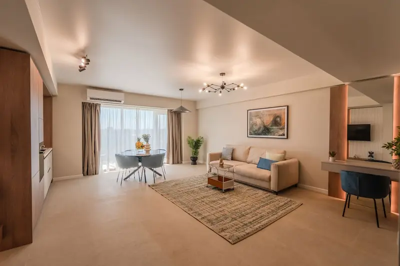 AC-604-Silver Shadow Collection (89 SQM 1BD City View) – 10