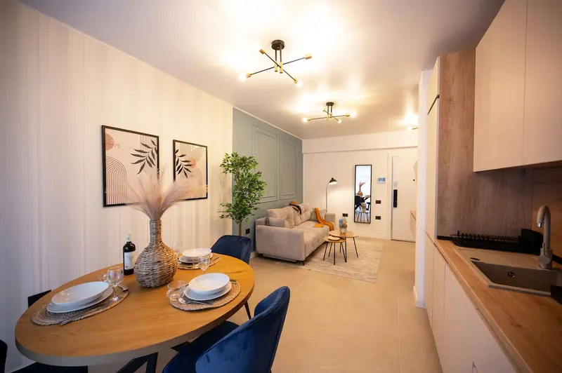 RavSea Luxury Apartment in Odyssey SpaPool-parking – 17