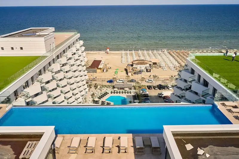 Maddy's Beachfront Apartment in Infinity Pool&Spa – 68