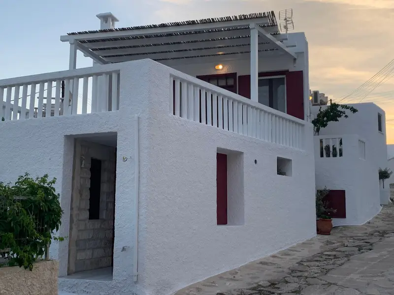 Aqua Vista Κίμωλος - Κυκλαδίτικο Σπίτι με Βεράντα με Θέα στη Θάλασσα στο Χωριό – 2