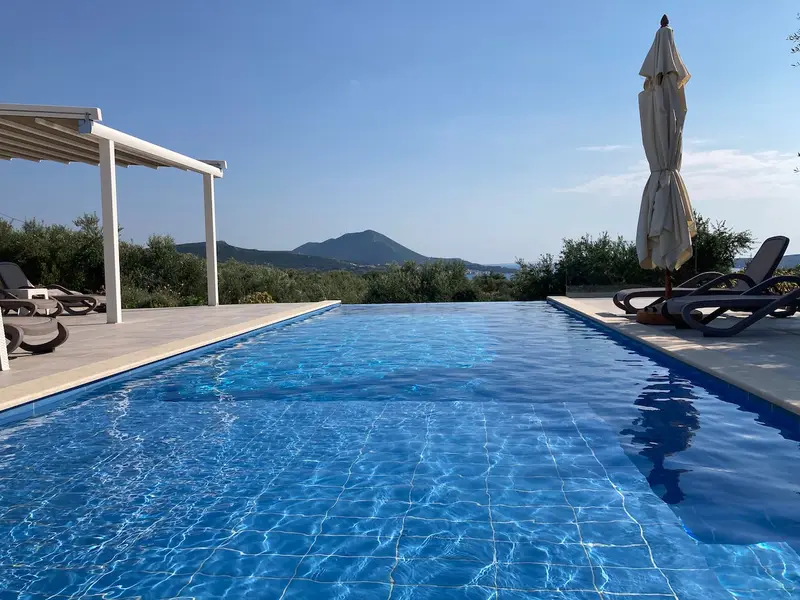 Aqua Vista Πελοπόννησος - Διαμέρισμα με Ιδιωτική Πισίνα πάνω από τη Γιάλοβα – 4