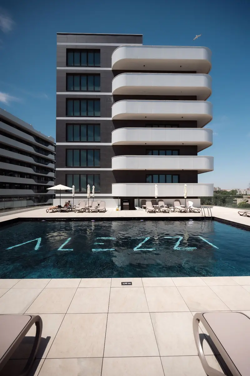 BabyBlue Apartment in Odyssey Pools SPA n Parking, Alezzi Odyssey