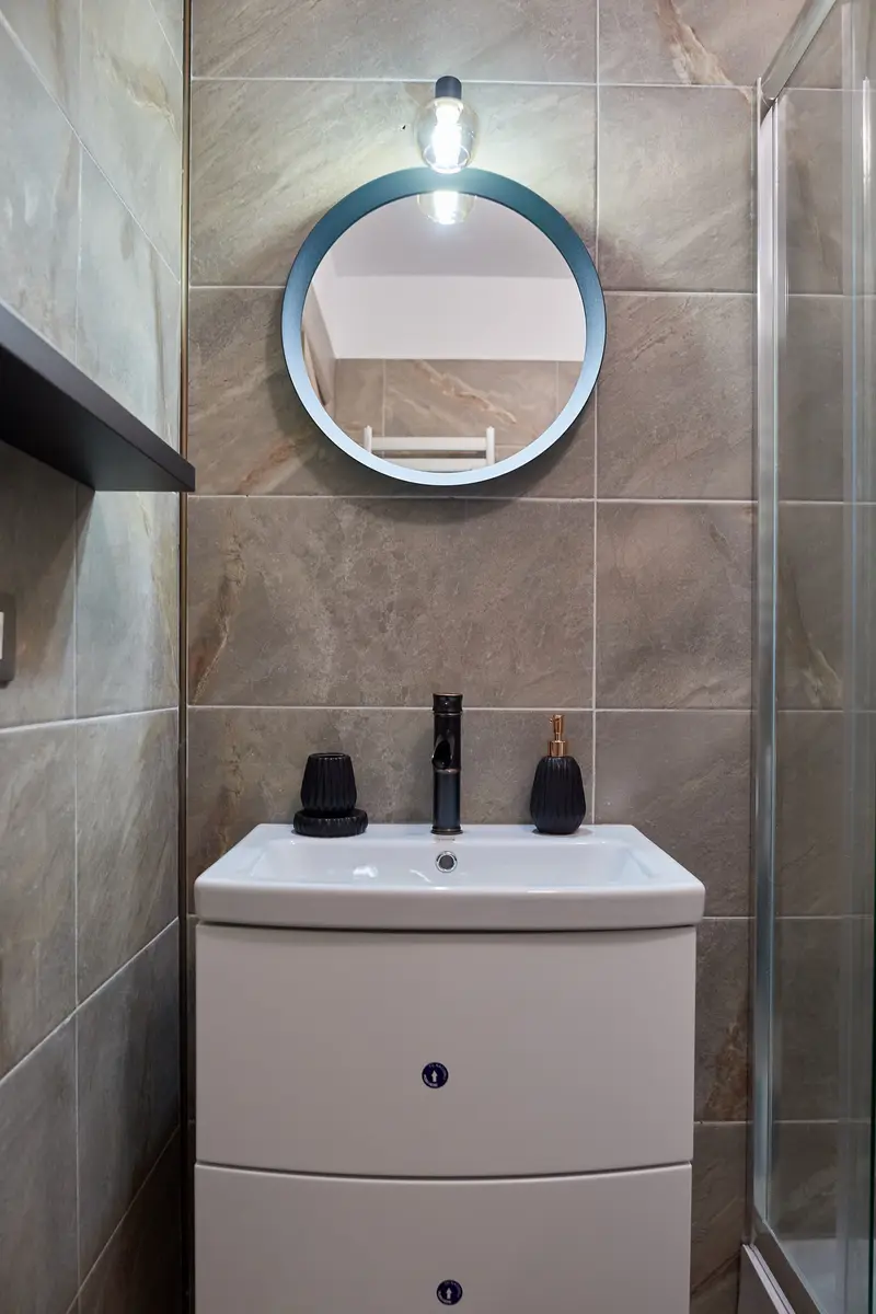 Blue Aqua Studio Spa n Pool Alezzi – 51